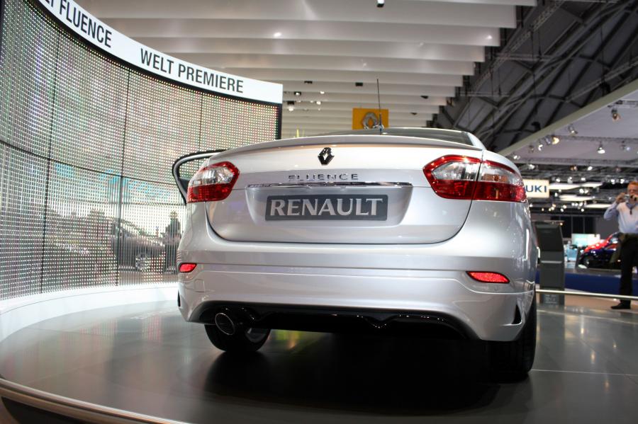  Renault Fluence 2010 года  (фото 21 из 146)